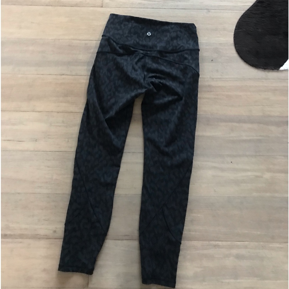 LOW PRICE MOVING- LULULEMON CHEETAH LEGGINGS